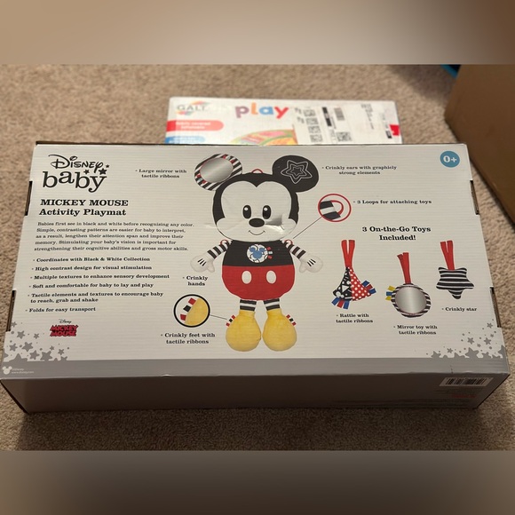 Mickey Mouse Activity May - Picture 6 of 7